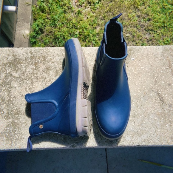 Rain boots - Picture 2 of 2